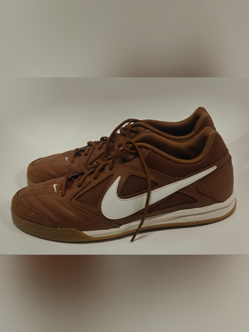 Nike Gato Men’s Indoor Soccer Shoes Sz 11.5 Light British Tan